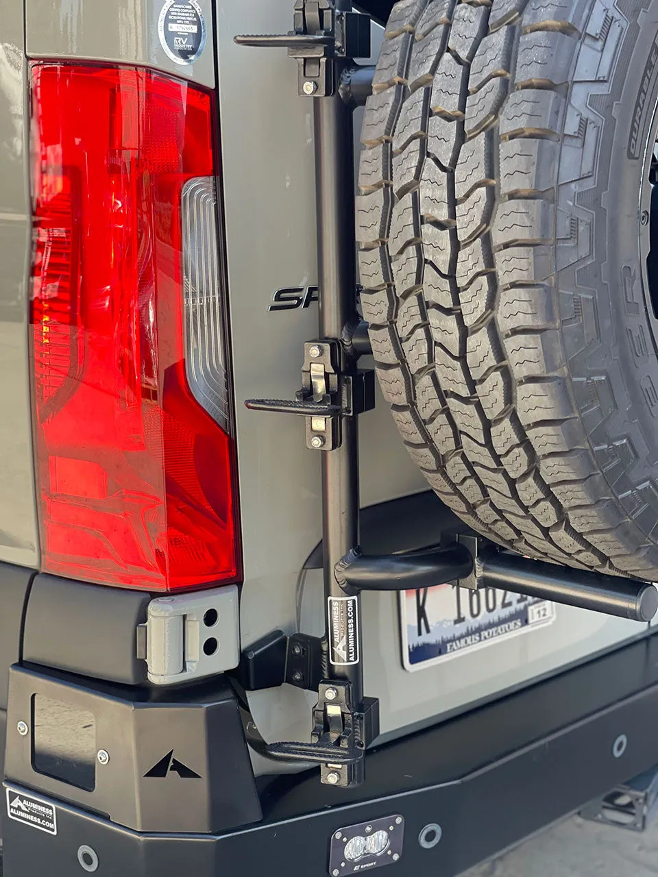 Aluminess Rear Door Ladder Combo – Sprinter 2019  VS30