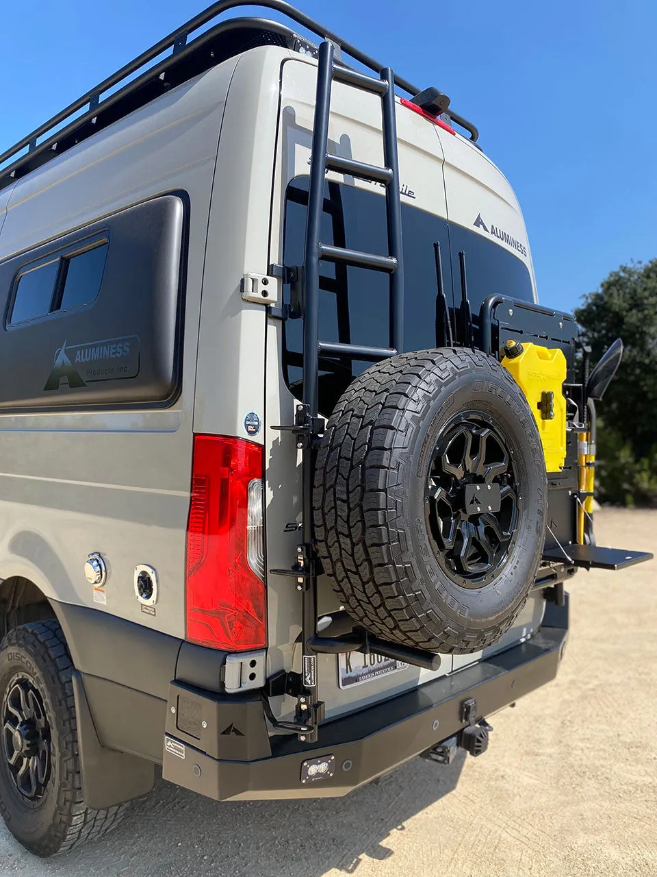 Aluminess Rear Door Ladder Combo – Sprinter 2019  VS30