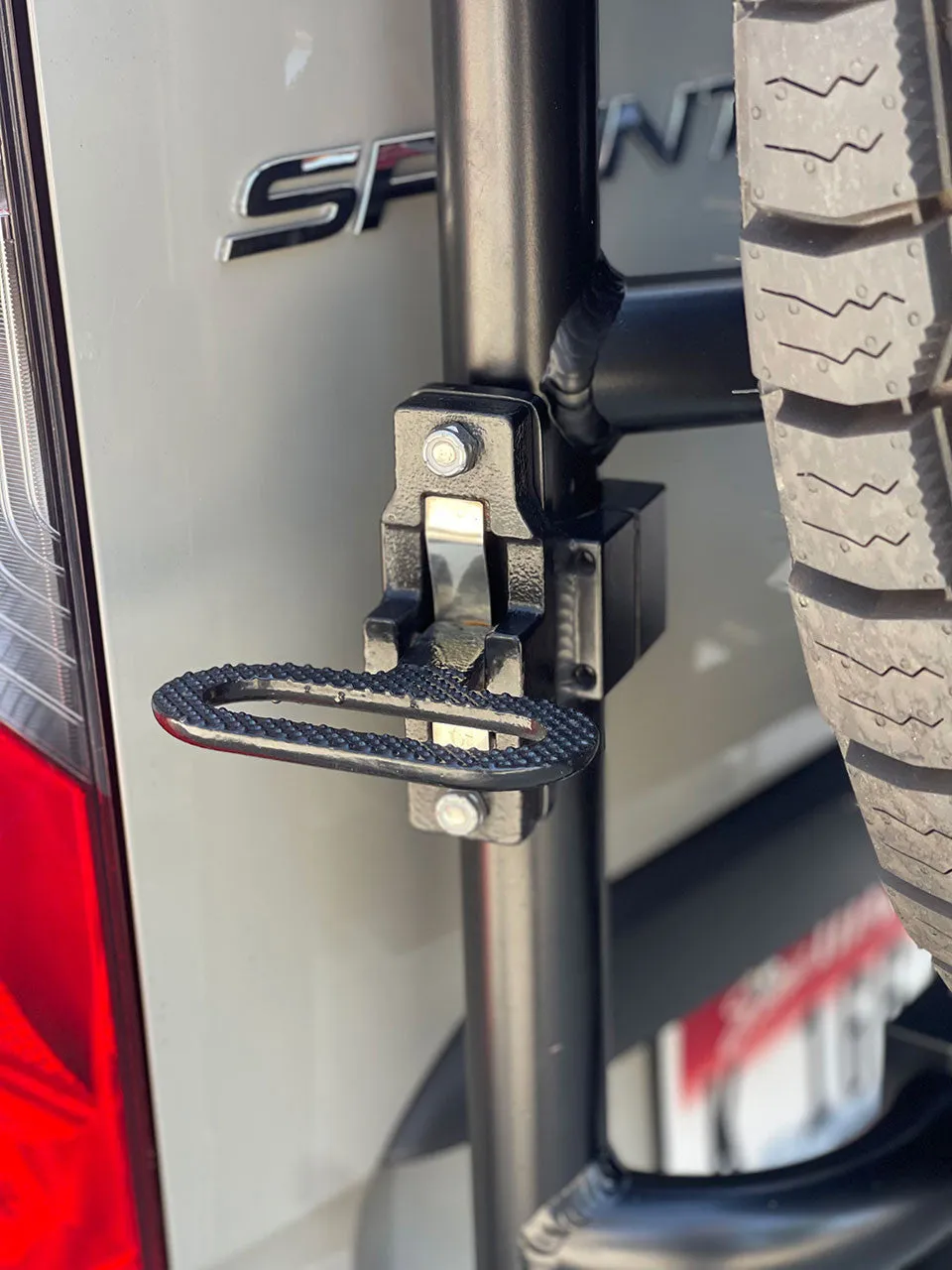 Aluminess Rear Door Ladder Combo – Sprinter 2019  VS30
