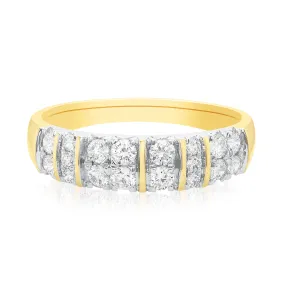 Celebration 9ct Yellow Gold Round Cut 1/2 Carat tw of Lab Grown Diamonds Ring
