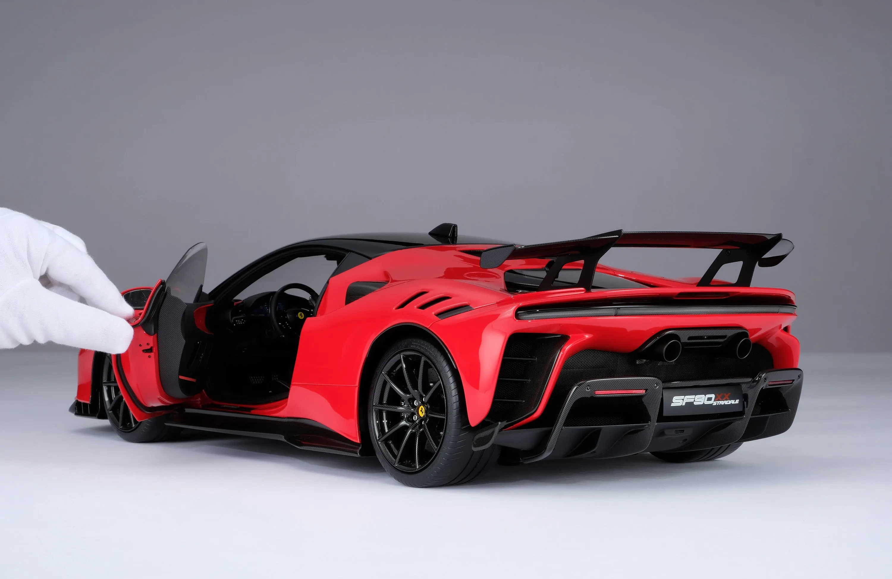 Ferrari SF90 XX Stradale (2023)