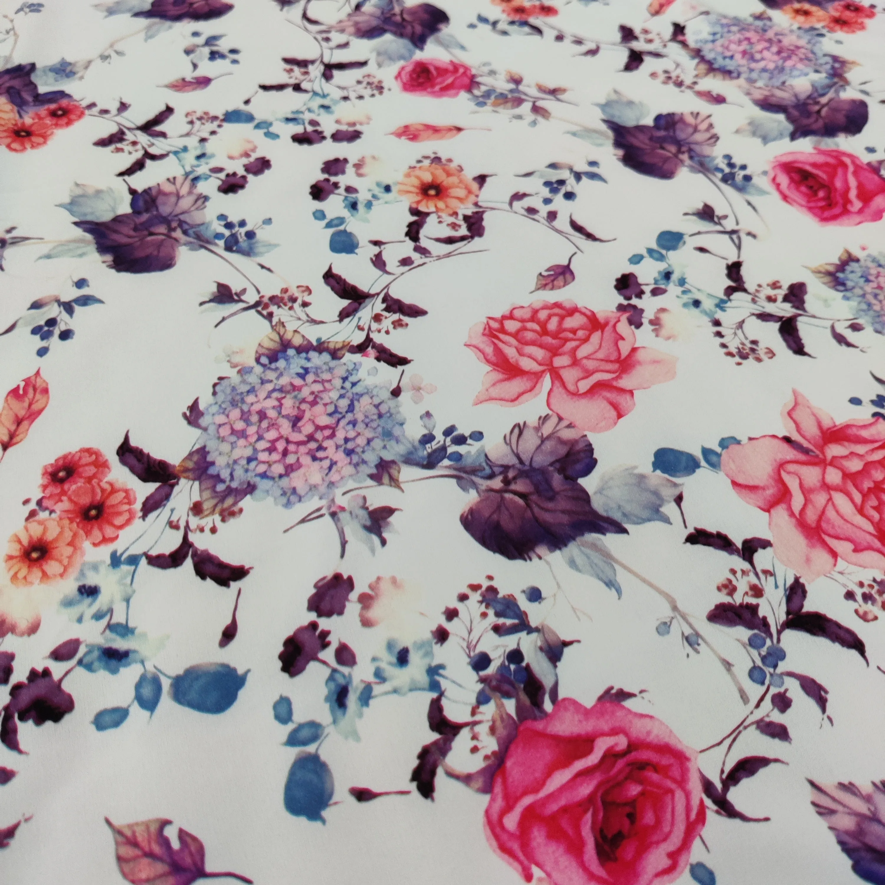 FS754 Ivory Floral