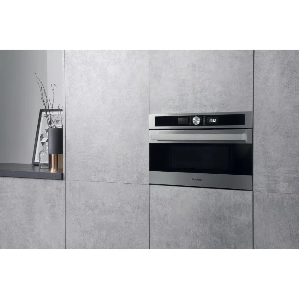 Hotpoint Class 5 31L Integrated Microwave with Grill - Stainless Steel | MD554IXH