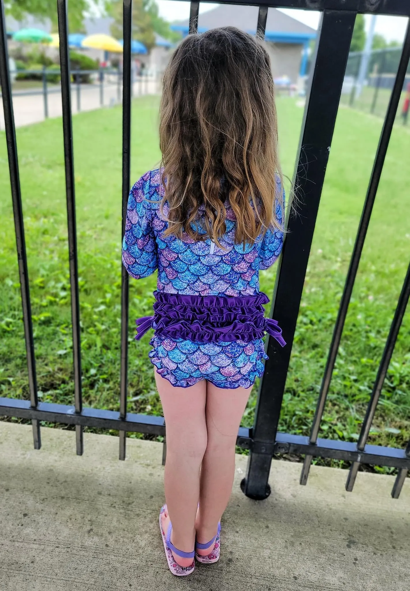 Long Sleeve Mermaid Scales 1 Pc Rash Guard Swimsuit