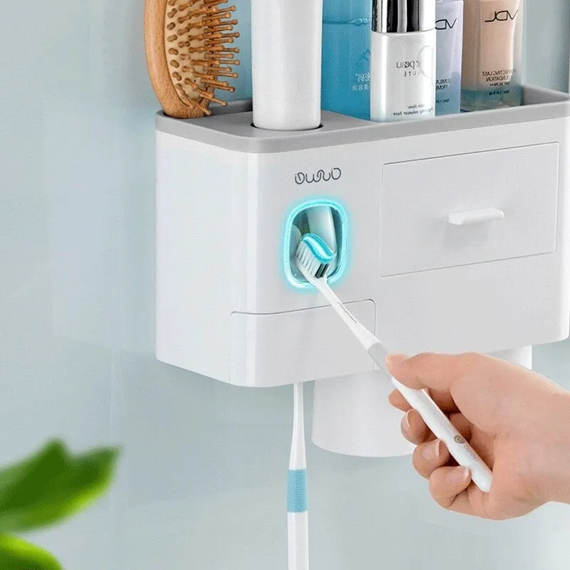 New Magnetic Adsorption Toothbrush Holder Automatic Toothpaste Dispenser Toiletries Storage Rack Bathroom Accessories