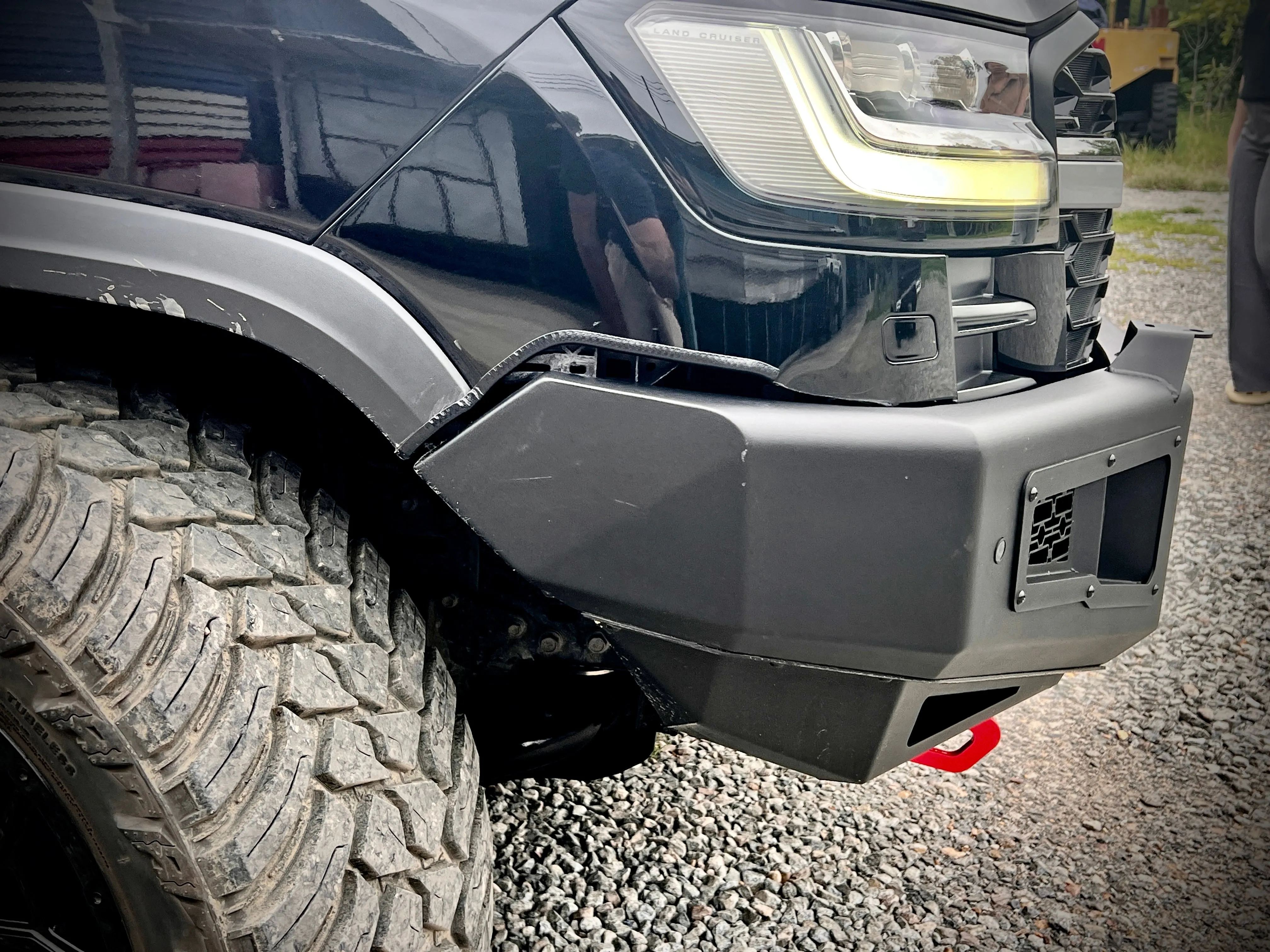 TOYOTA LC300 , Supreme FRONT WINCH BAR VX -
