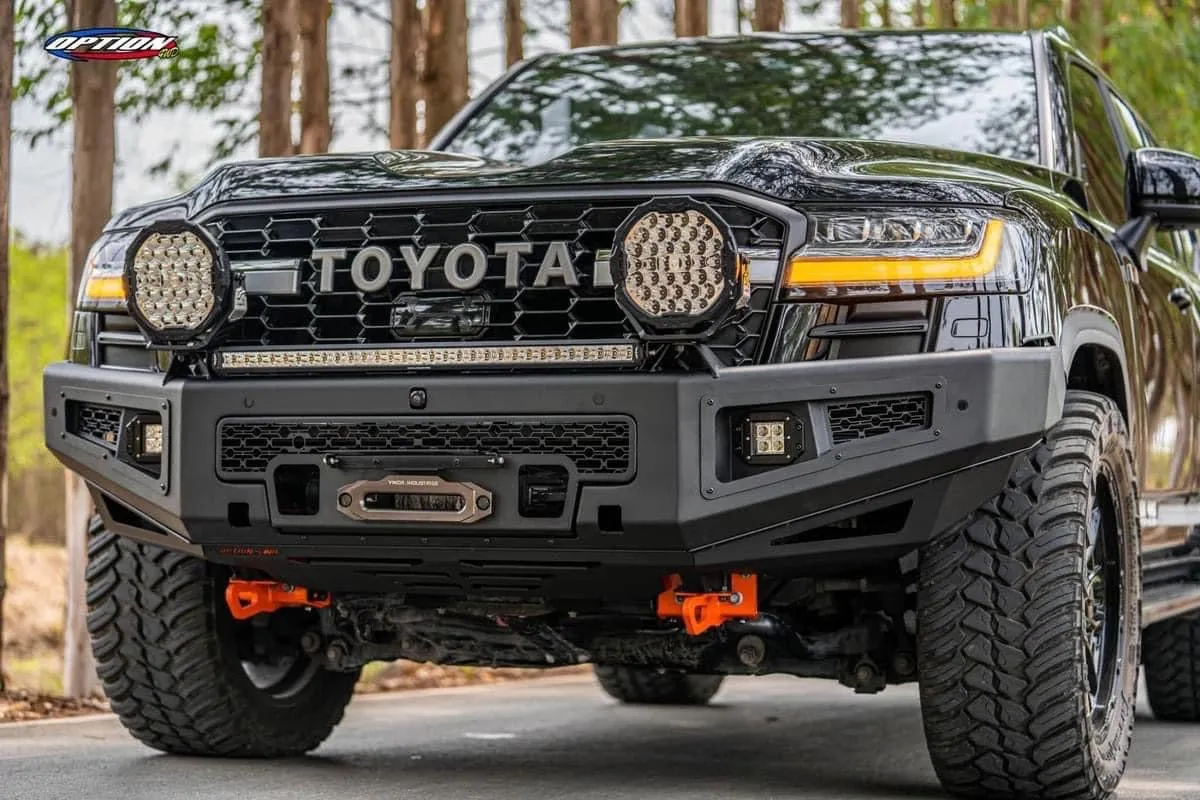 TOYOTA LC300 , Supreme FRONT WINCH BAR VX -