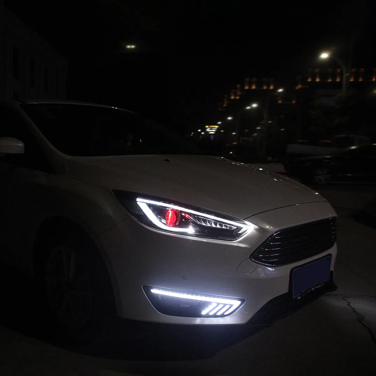VLAND LED Demon Eye Headlights For Ford Focus 2015-2017 With Sequential Indicators Turn Signals