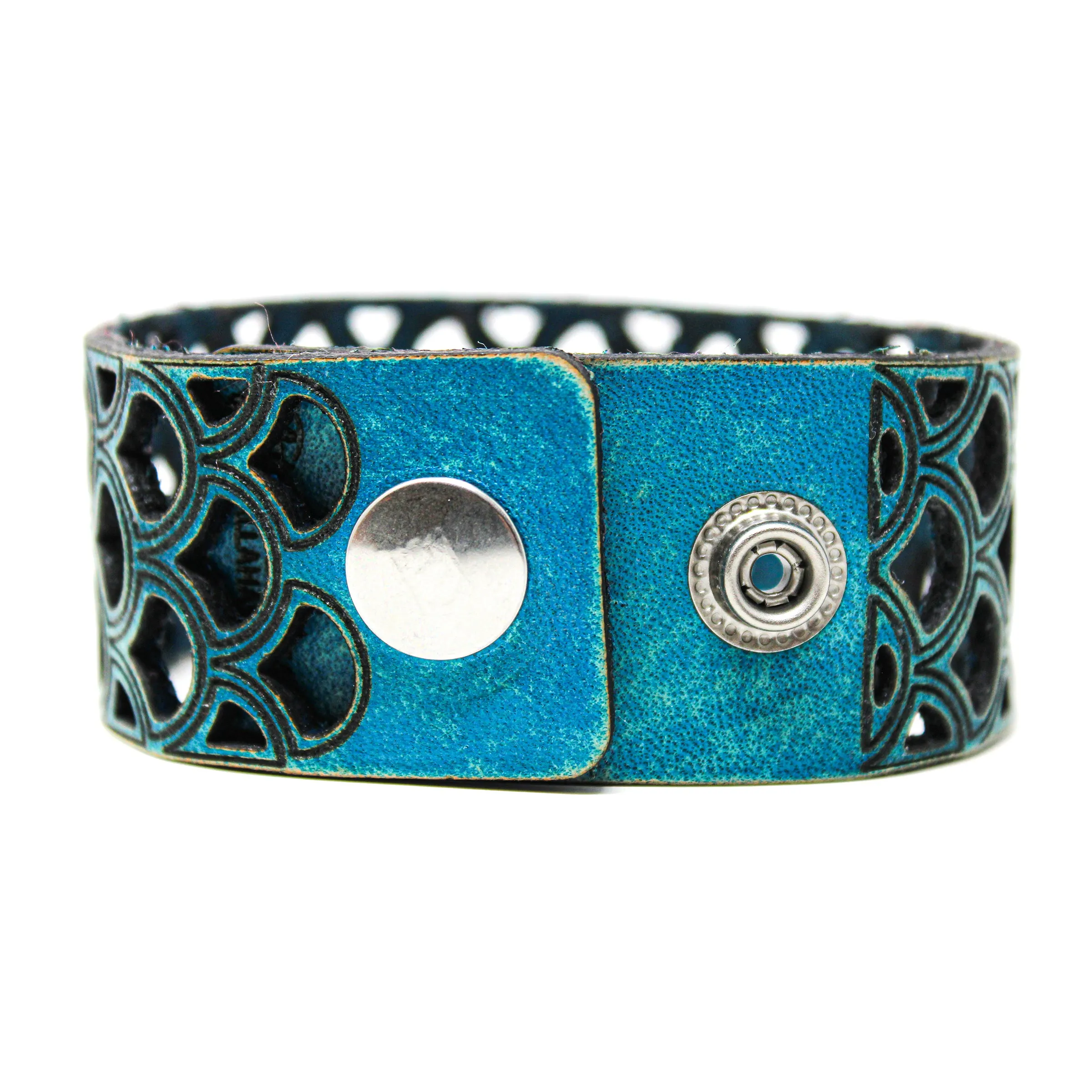 Women's Leather Bracelet - Mermaid Scales Cut